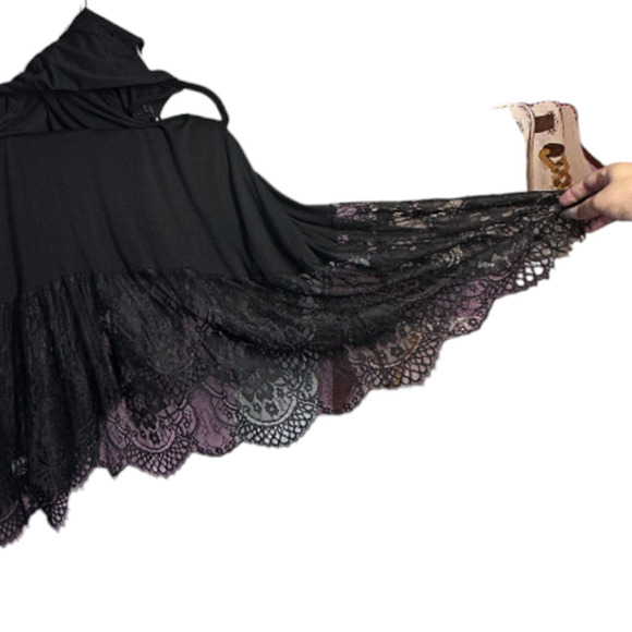 Bloomchic Black Flowey Lace Bottom Spaghetti Strap Black Dress Goth Vibe Size 14 - Picture 2 of 11